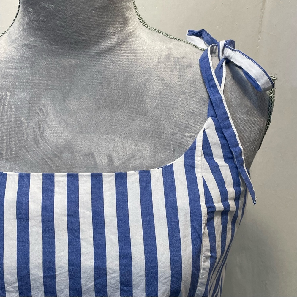 #0249 Old Navy Blue and White Striped Tank Top with Tie Straps-M - Picture 4 of 5